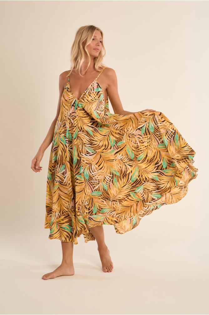 Vestido de tirantes, con estampado.