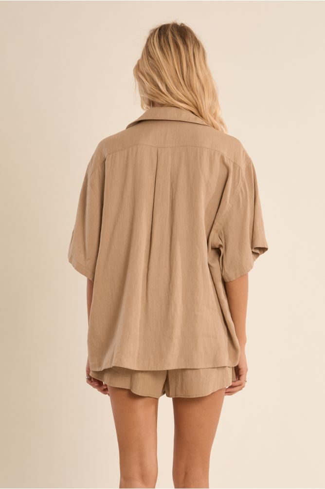 Wide shirt