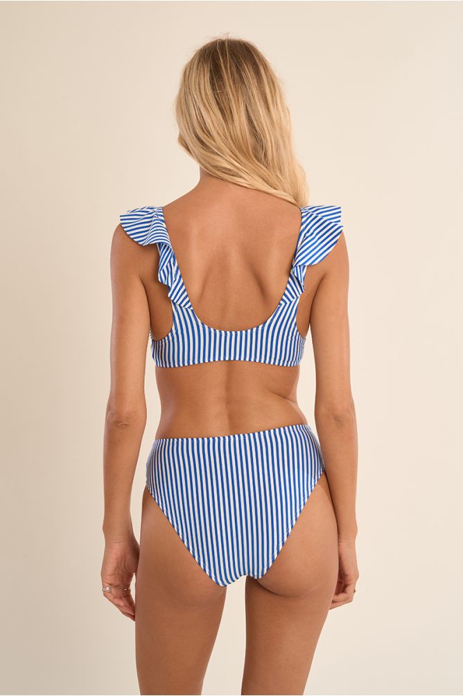 Top de bikini con volantes y estampado.